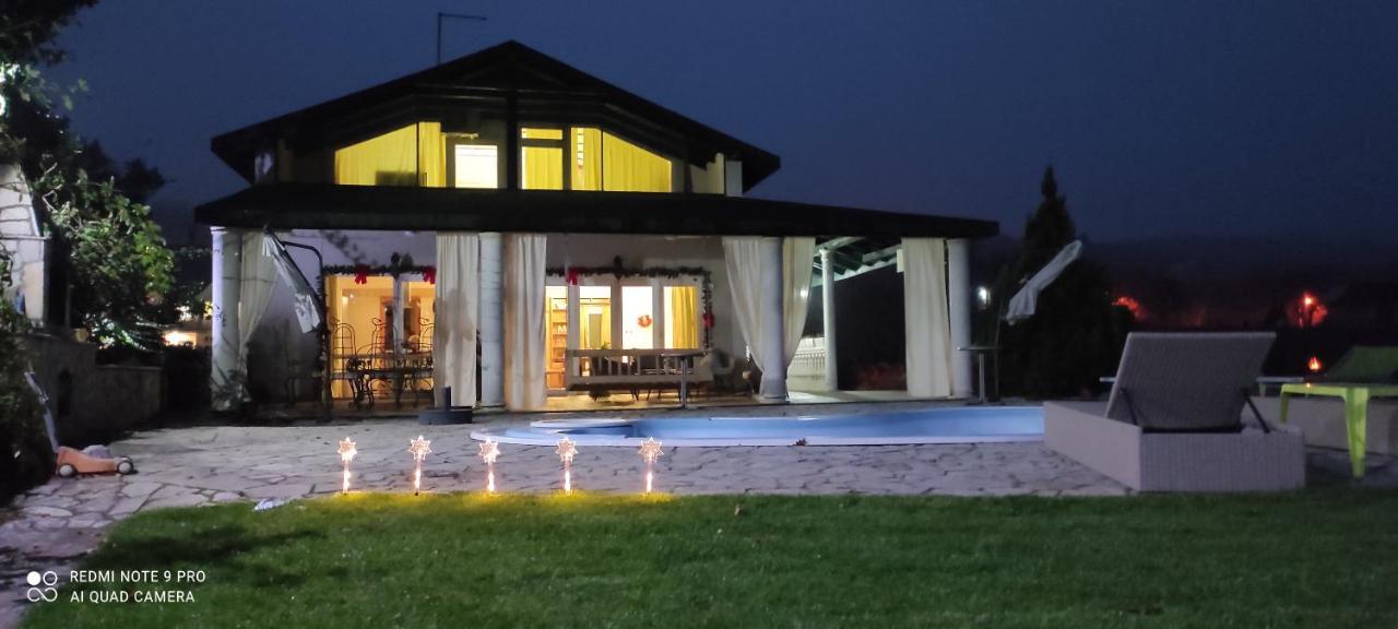 Vila Lily Villa Smederevo Exteriör bild