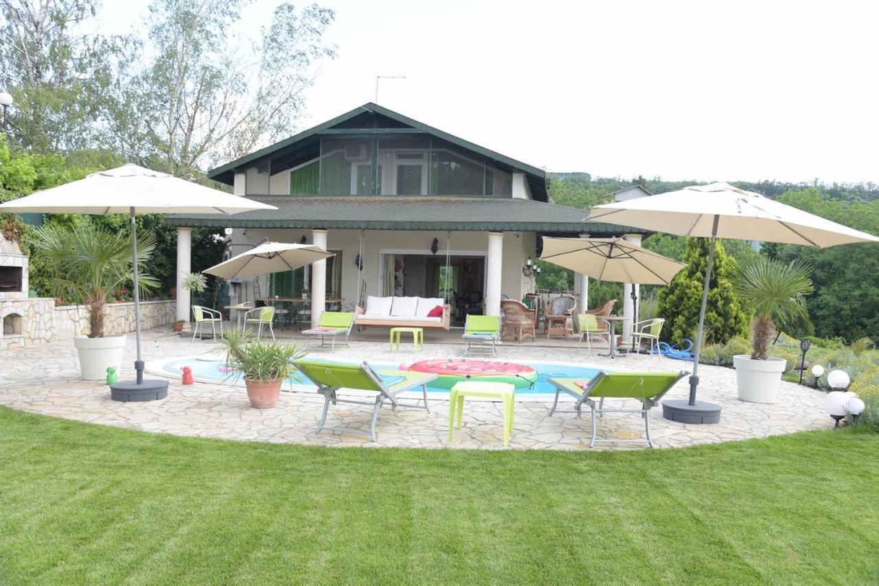 Vila Lily Villa Smederevo Exteriör bild