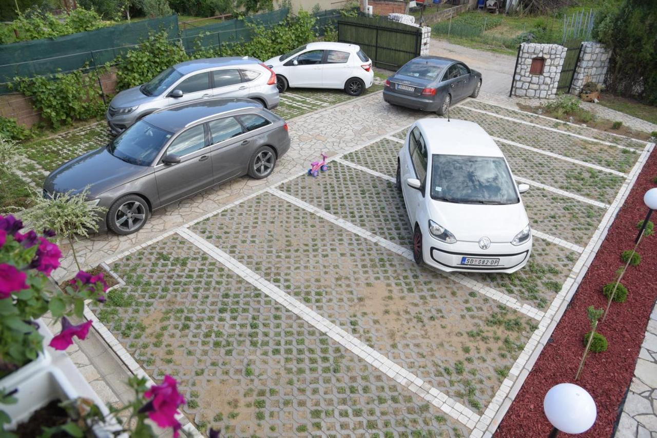 Vila Lily Villa Smederevo Exteriör bild