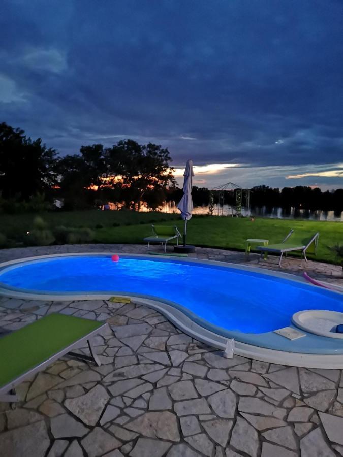 Vila Lily Villa Smederevo Exteriör bild