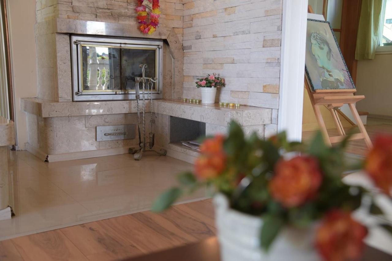 Vila Lily Villa Smederevo Exteriör bild